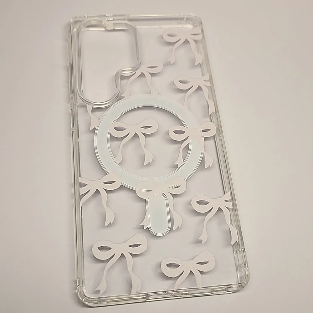 Brand new Samsung S25 Ultra Pink Bow Silicone Phone case